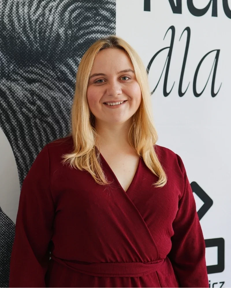 Grupa Badawcza Syntezy Zaawansowanych Materiałów_Weronika Zając